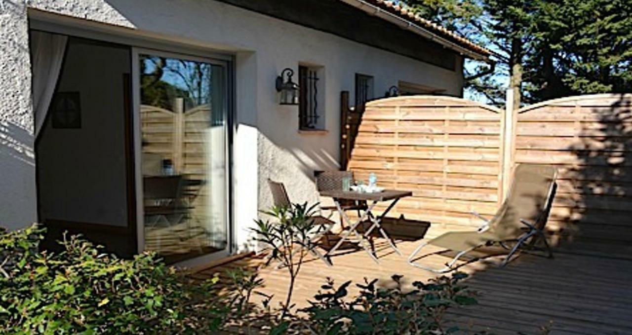 Le Jardin De La Cite Bed & Breakfast Carcassonne Exterior photo
